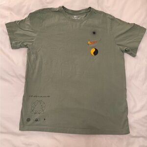 Nike Men's Olive Graphic Tee